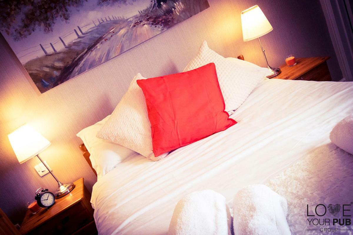 The Rising Sun Inn Waterlooville Ngoại thất bức ảnh